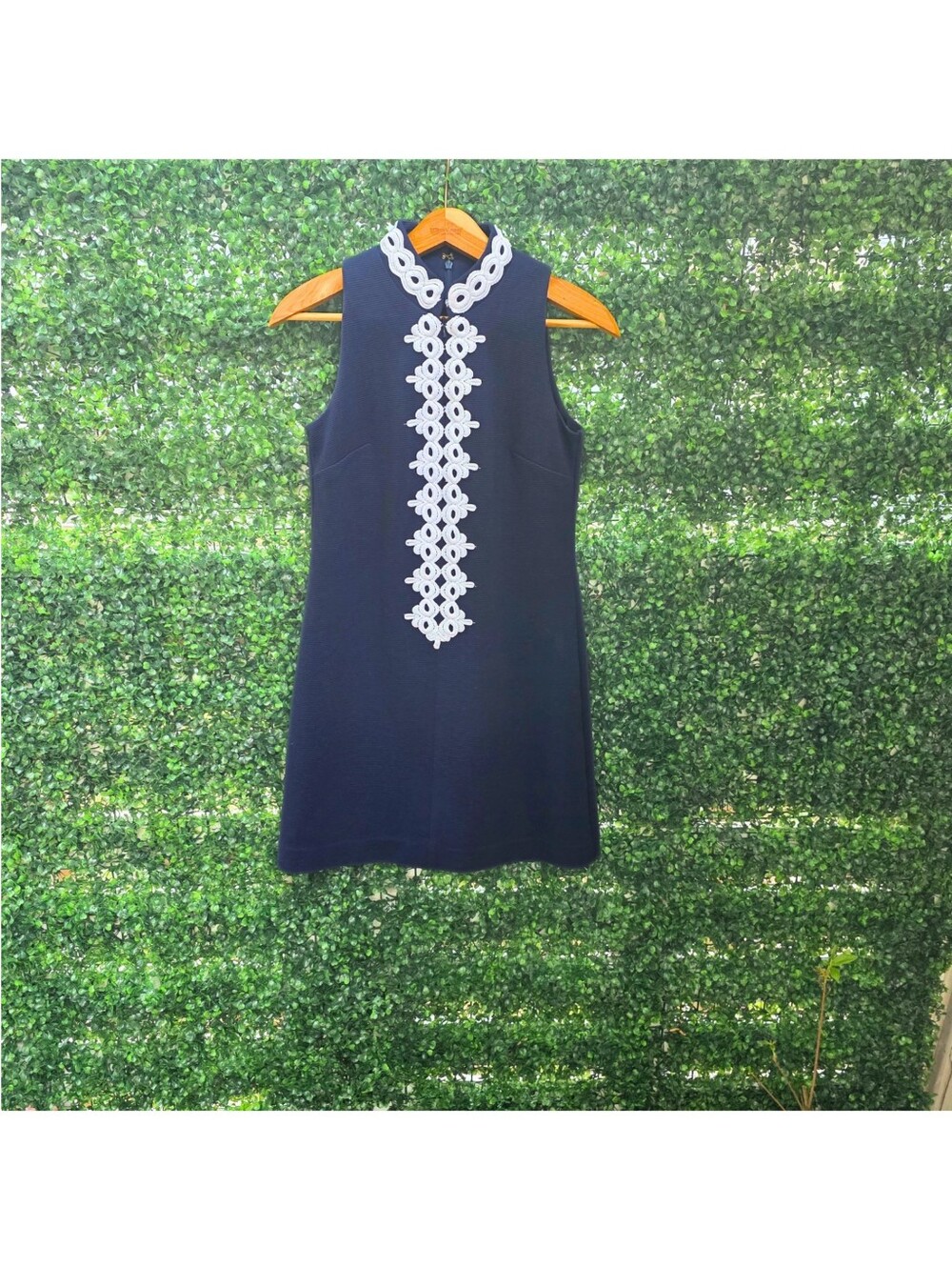 Lilly Pulitzer Callista Shift Dress Navy White Soutache Trim XS - Picture 2 of 14